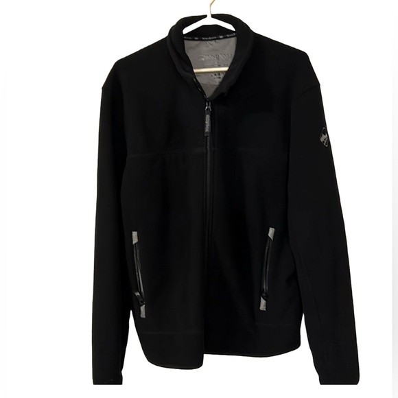 Men’s WindRiver jacket in like new condition. Has multiple zip pockets. - Picture 1 of 5